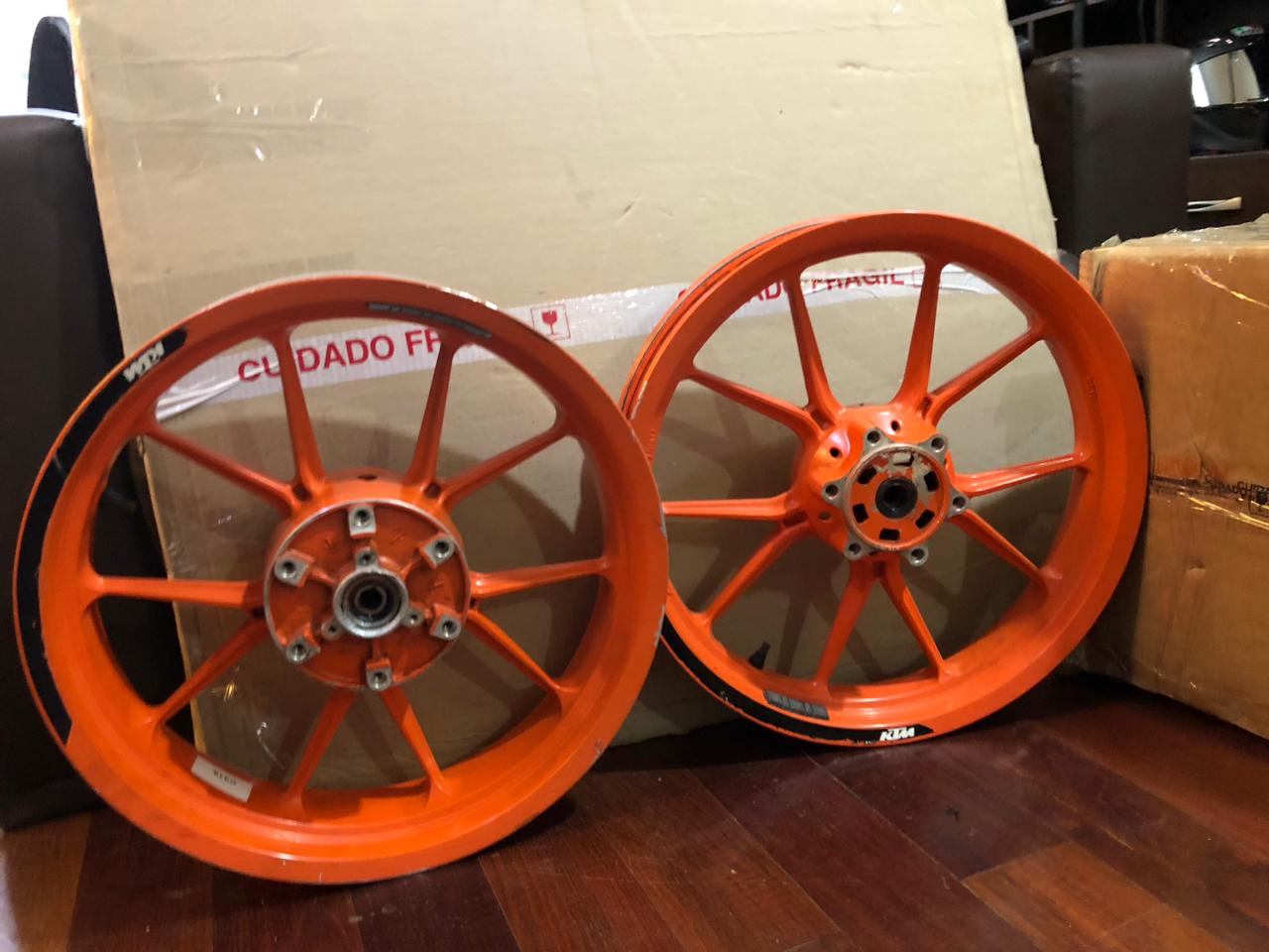 aro de llanta ktm duke 200 / 390 aro de llanta ktm duke 200 / 390